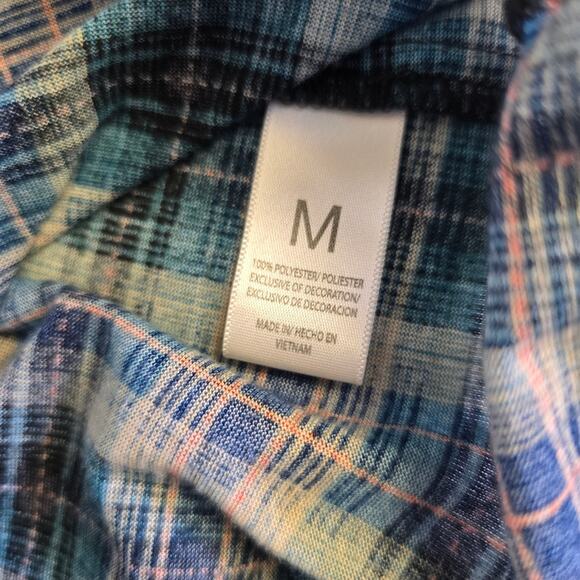 Urban Girl Plaid Roll tab Sleeve Button Down with iron on Patches size Medium - Picture 6 of 11